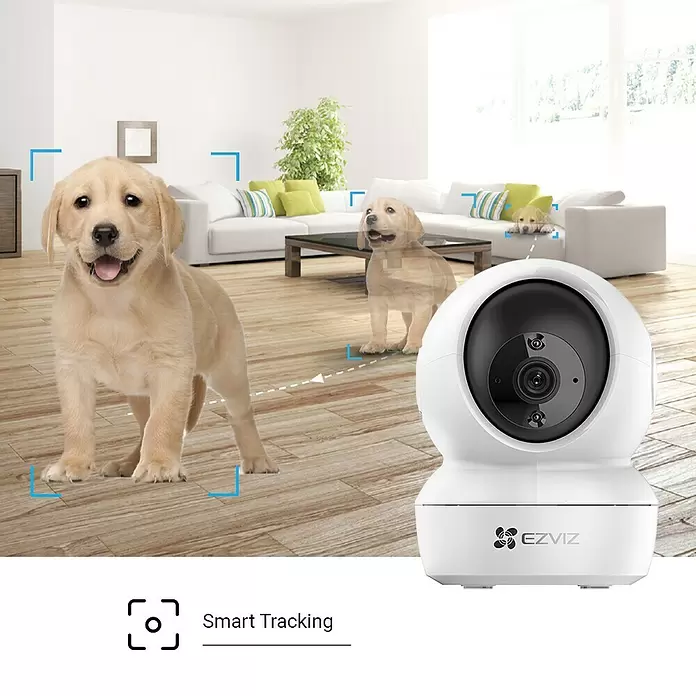 EZVIZ Cámara de vigilancia C6N - Ángulo de detección: 360 °, Alcance de detección: 10 m (infrarrojo) - Producto en uso