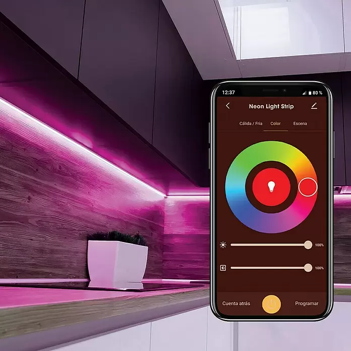 Muvit iO Tira LED WiFi Neón - Largo: 5 m, RGB, Para interior - Producto en uso