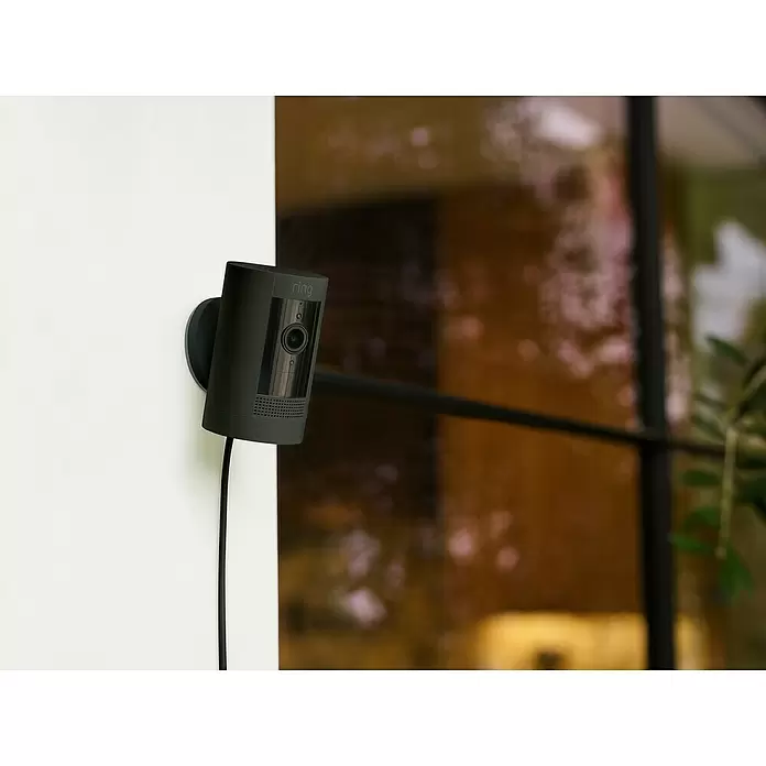 Ring Kamera Stick Up Cam Plug-In - Netzbetrieben, 1.080 Pixel (Full HD), Schwarz - Stimmungsaufnahme