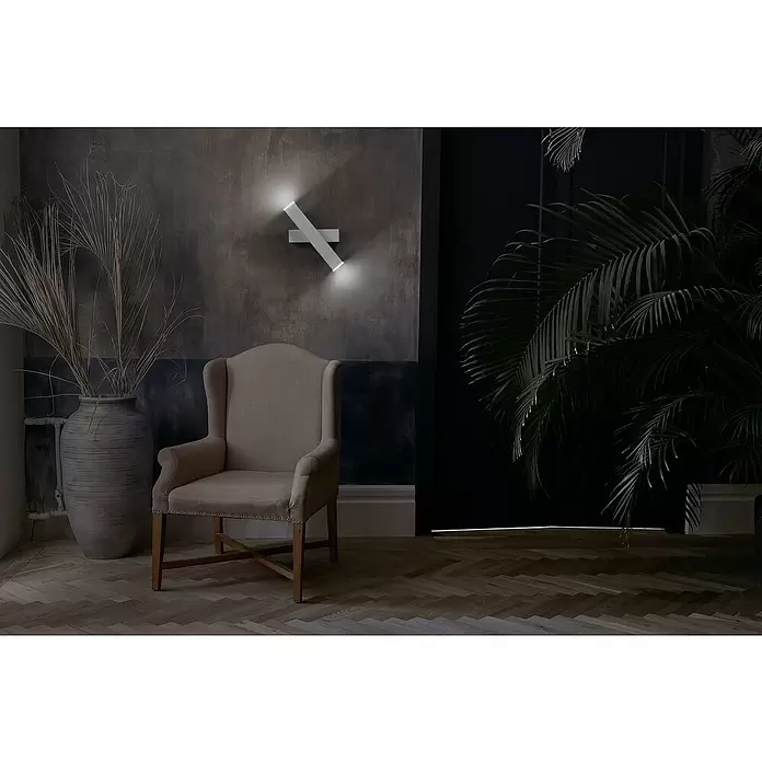 Ledvance SUN@Home LED-Wandleuchte Orbis Cross - 12 W, L x B x H: 30,9 x 20 x 10,6 cm, Weiß, Kaltweiß - Stimmungsaufnahme