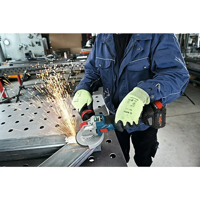 Bosch Professional Akku-Winkelschleifer GWX 18V-10 - 18 V, Ohne Akku, Durchmesser Scheibe: 125 mm, Kunststoffkoffer - Anwendungsbeispiel