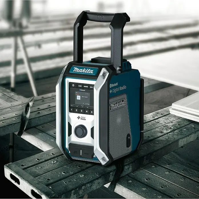 Makita Akku-Baustellenradio DMR115 - Frequenz: 174.928 - 239.200 MHz (DAB/DAB+) - Stimmungsaufnahme