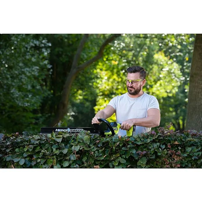 Ryobi ONE+ Akumulatorske škare za živicu HP RY18HTX60A-0 - 18 V, Litij-ionska, Bez akumulatora, Dužina noža: 60 cm - Proizvod u upotrebi