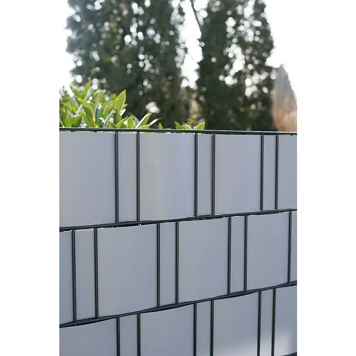 Videx Garden Sichtschutzstreifen - Silber, 35 m x 19 cm, PVC - Stimmungsaufnahme