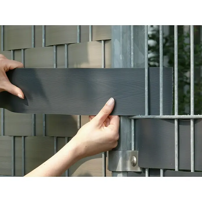 Videx Garden Sichtschutzstreifen - 200 x 19 cm, Anthrazit - Anwendungsbeispiel