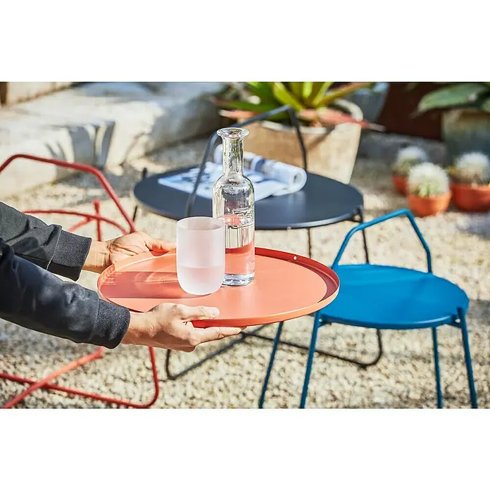 Sunfun Melina Garten-Beistelltisch rund - L x B x H: 60 x 60 x 57,5 cm, Orange - Anwendungsbeispiel