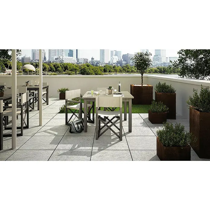 Marazzi Terrassenfliese E20T Multiquartz - 60 x 60 x 2 cm, Zeder, Matt - Stimmungsaufnahme