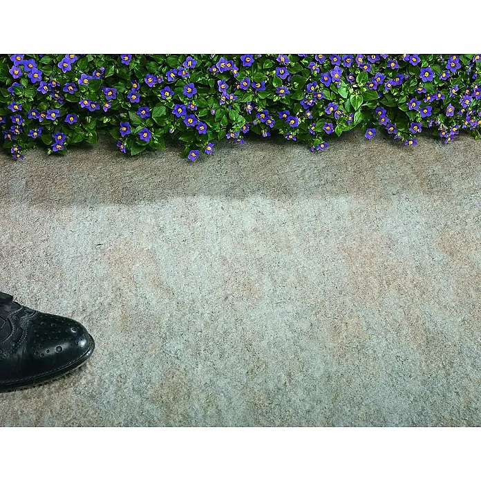 Marazzi Terrassenfliese E20T Multiquartz - 60 x 60 x 2 cm, Zeder, Matt - Stimmungsaufnahme