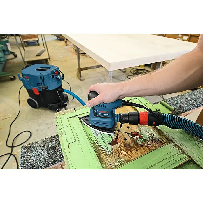 Bosch Professional Schwingschleifer GSS 160 Multi - 180 W, Schwingzahl: 24.000 U/min - Anwendungsbeispiel