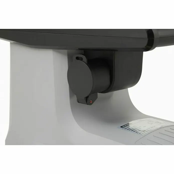 Alpina Biotrituradora eléctrica ASH 2.5 E - 2.500 W, Corte de ramas máx.: 4 cm - Primer plano