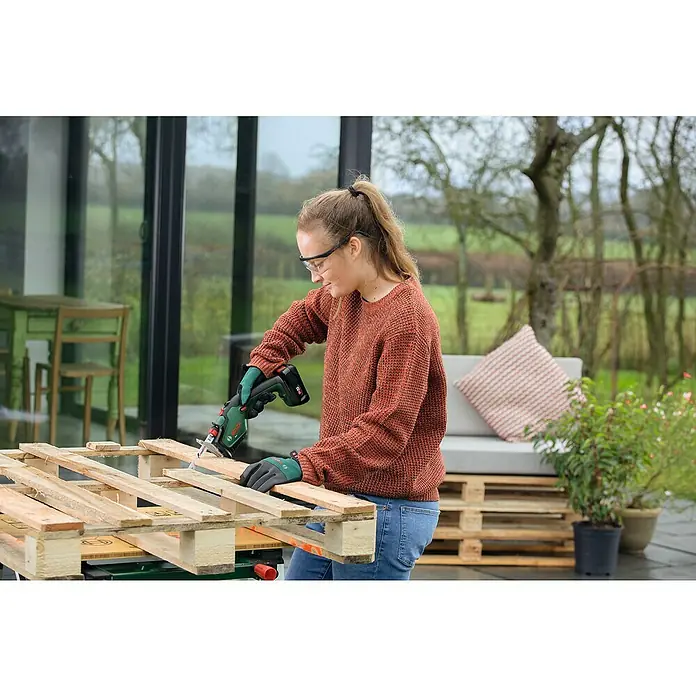 Bosch 18 V Power for All Gartensäge Keo - 18 V, Li-Ionen, 1 Akku - Anwendungsbeispiel
