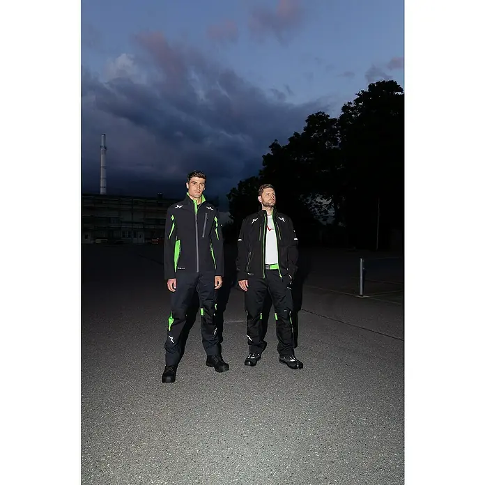 Kübler Pulse Softshell-Jacke - Konfektionsgröße: L, Schwarz/Neongrün - Anwendungsbeispiel