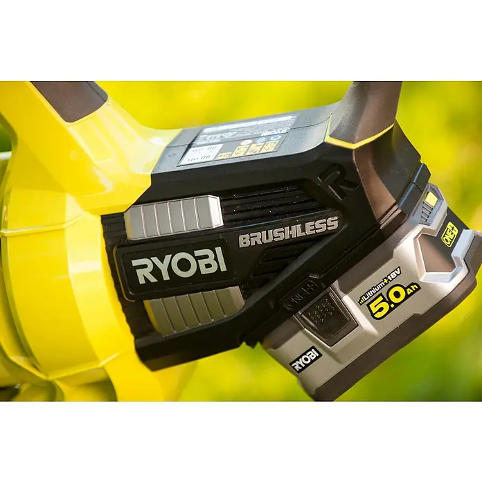 Ryobi ONE+ Akku-Laubsauger RBV1850 - 18 V, 1 Akku, Blasgeschwindigkeit: 201 km/h - Detailaufnahme
