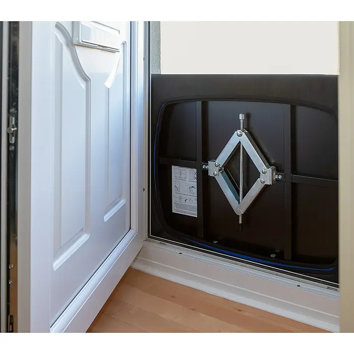Öko-Tec Tür- & Fenstersperre Floodgate - Größe: M, Verstellbereich: 955 mm - 1.185 mm, Höhe: 680 mm, Montageart: Klemmen - Stimmungsaufnahme