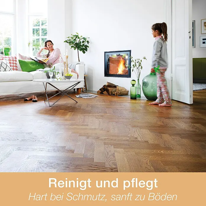 Bona Spray Mop für geölte Holzfußböden - 1 x Spray Mop, 1 x nachfüllbare Kartusche mit 850 ml Reinigungsmittel, 1 x Microfaser-Reinigungspad - Anwendungsbeispiel