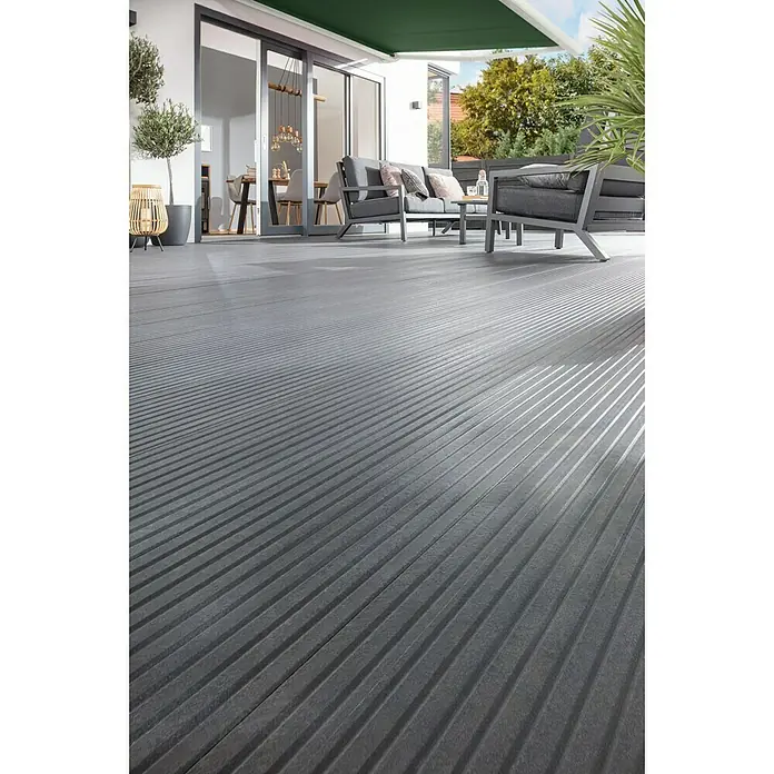 WPC-Terrassendiele Eco Friendly - Grau, 300 x 15 x 2,8 cm - Stimmungsaufnahme