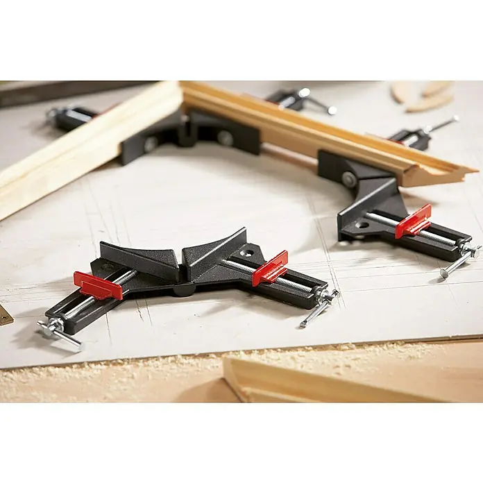 Bessey Winkelspanner WS1 - Spannweite: 73 mm, Backenhöhe: 12 mm - Anwendungsbeispiel