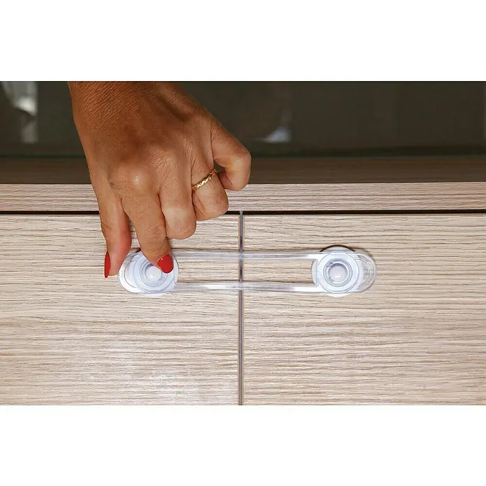 Dreambaby Multifunktionsverschluss - Kleben - Anwendungsbeispiel