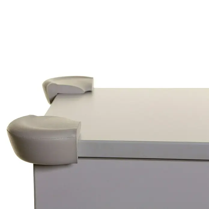 Dreambaby Eckenschutz Bump Guard - Grau, L x B: 97 x 72 mm, 4 Stk. - Detailaufnahme