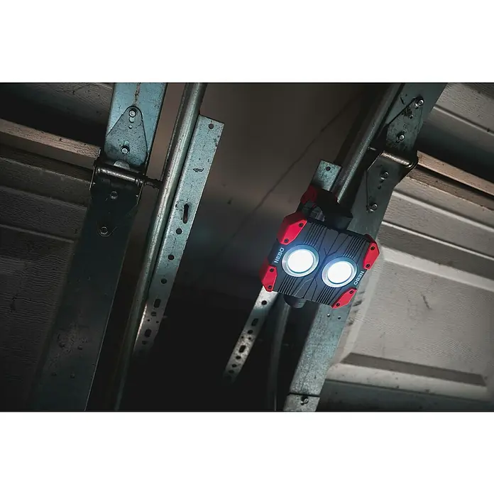 Nebo Tools Luz de trabajo Omini 2K - L x An x Al: 3,7 x 16 x 12,5 cm - Foto ambiente