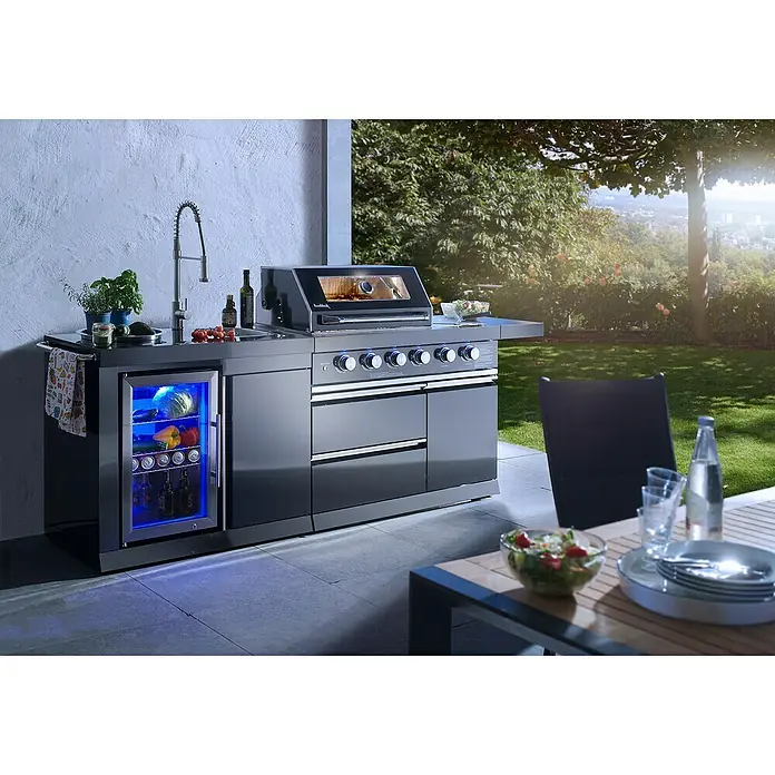 Buschbeck Outdoorküche Cambridge - L x B x H: 262 x 60 x 119 cm, Stahl, Hauptgrillfläche: 68 x 46 cm, Anzahl Brenner: 6 - Stimmungsaufnahme