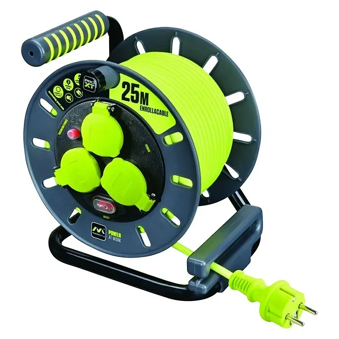 Luceco Enrollacables Profi - x 1, Longitud del cable: 25 m, IP44, Para exterior - Vista angular