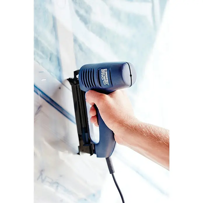 Rapid Kombi-Elektrotacker R553 PRO - Klammertiefe: 8 - 20 mm, Elektrisch, Schachtel - Anwendungsbeispiel