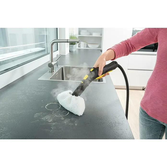 Kärcher Parni čistač SC 3 EasyFix - 1.900 W, Vrijeme zagrijavanja: 30 s - Proizvod u upotrebi