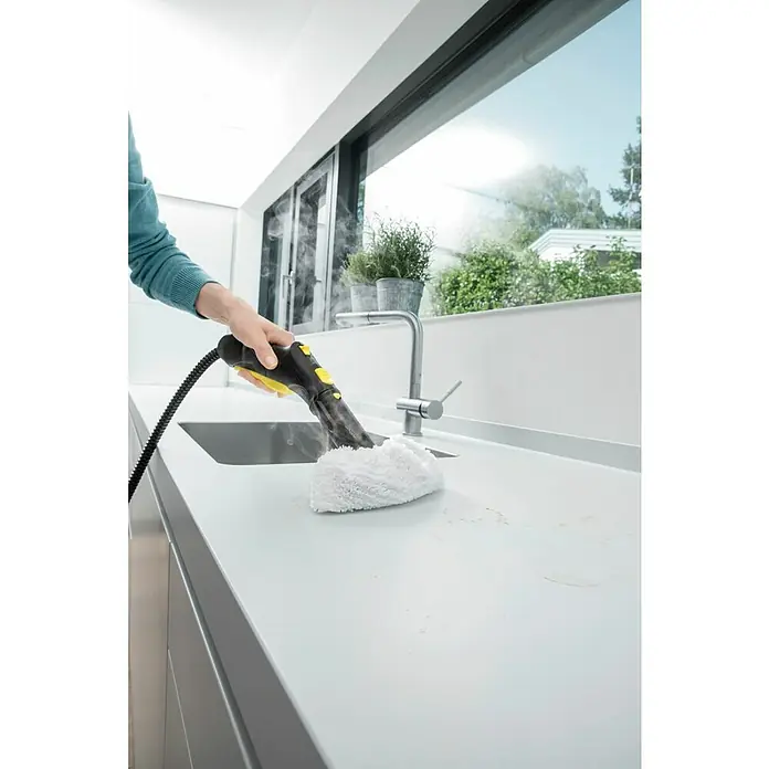 Kärcher Parni čistač SC 3 EasyFix - 1.900 W, Vrijeme zagrijavanja: 30 s - Proizvod u upotrebi