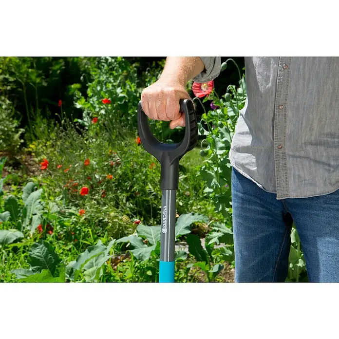 Gardena Classic Spade - Met opstaande rand, 1.200 mm - Toepassingsvoorbeeld