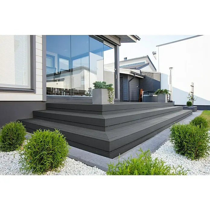 WPC-Terrassendiele Eco Friendly - Grau, 300 x 15 x 2,8 cm - Stimmungsaufnahme
