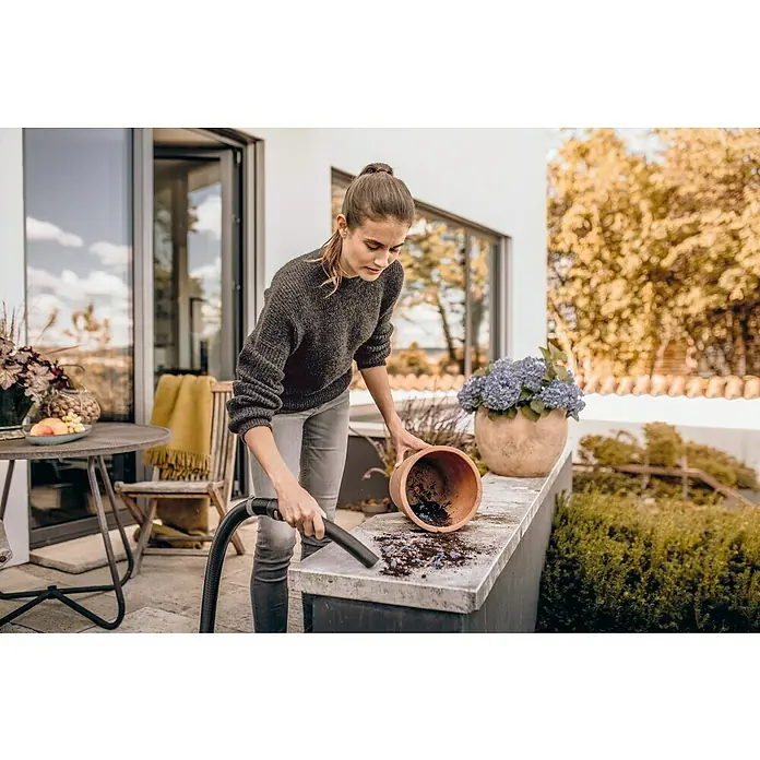 Kärcher Usisivač za mokro i suho usisavanje WD 3 V-17/4/20 - 1.000 W, 17 l - Proizvod u upotrebi