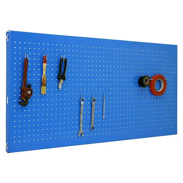 Simonrack Panelclick Panel perforado con 8 ganchos - L x An: 150 x 40 cm, Azul - Producto en uso