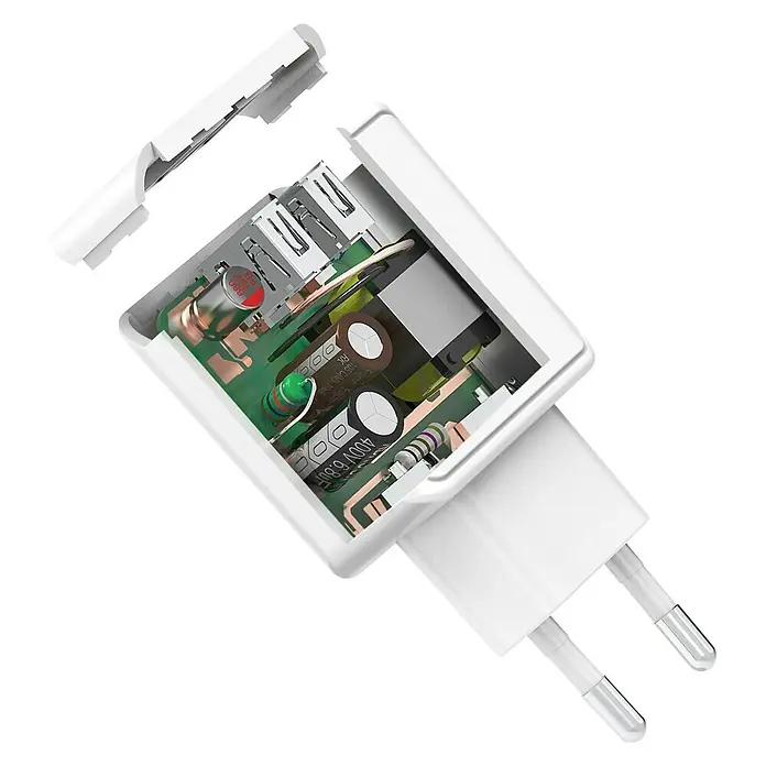 Schwaiger USB-Ladeadapter - Weiß, 2 x USB A-Kupplung, Euro-Stecker, 230 V - Diagonale Ansicht
