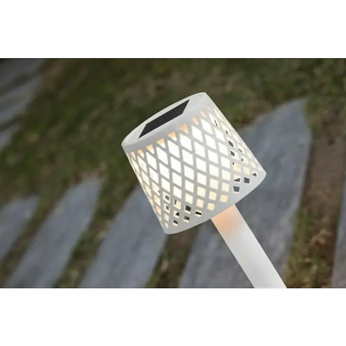 New Garden Lámpara solar Gretita - 0,5 W, Ø x Al: 9 x 39 cm, Blanco - Foto ambiente