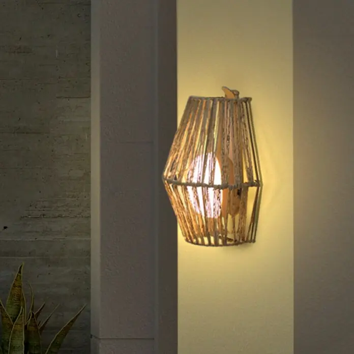 New Garden Aplique para exterior Sisine - 9 W, L x An x Al: 11,5 x 14,5 x 24,5 cm, Marrón - Foto ambiente