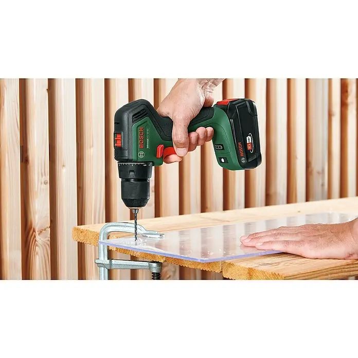 Bosch 18 V Power for All Akku-Bohrschrauber UniversalDrill 18V-60 - 18 V, 1 Akku, Leerlaufdrehzahl: 0 U/min - 1.900 U/min - Anwendungsbeispiel
