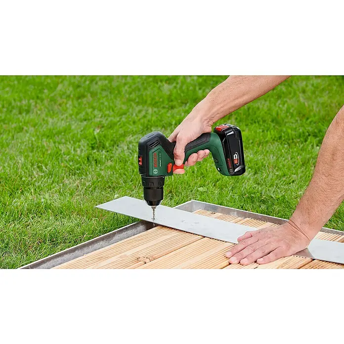 Bosch 18 V Power for All Akku-Bohrschrauber UniversalDrill 18V-60 - 18 V, 1 Akku, Leerlaufdrehzahl: 0 U/min - 1.900 U/min - Anwendungsbeispiel