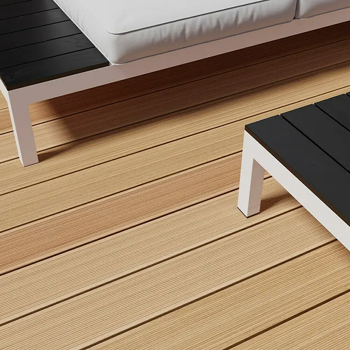 Terrassendiele - 300 x 14,3 x 2,7 cm, Lärche, Beidseitig geriffelt - Stimmungsaufnahme