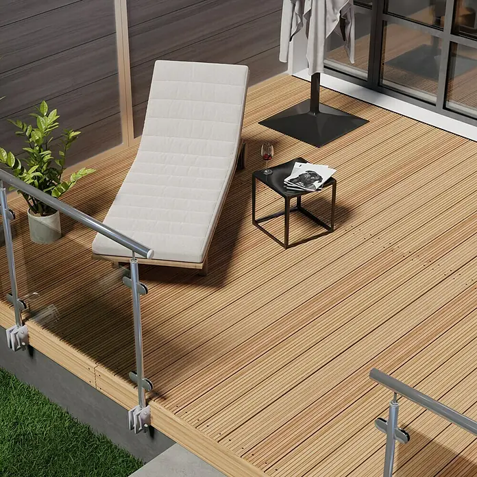 Terrassendiele - 200 x 14,3 x 2,7 cm, Lärche, Beidseitig geriffelt - Stimmungsaufnahme