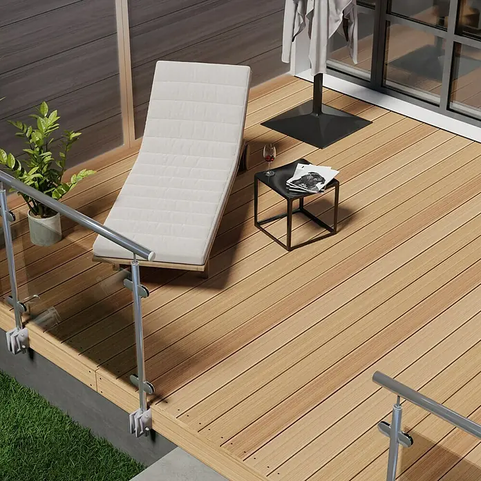 Terrassendiele - 400 x 14,3 x 2,7 cm, Lärche, Beidseitig geriffelt - Stimmungsaufnahme
