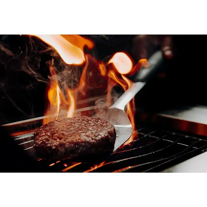 Kingstone Grillkonyha modul Beast - Fekete, 3,5 kW - Hangulatos felvétel