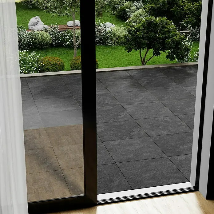 Terrassenfliese Atakama - 59,3 x 59,3 x 2 cm, Grau, Matt - Stimmungsaufnahme