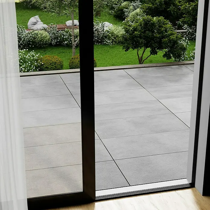 Terrassenfliese Metropolis 2.0 - 59,7 x 119,7 x 2 cm, Light Grey, Matt - Stimmungsaufnahme