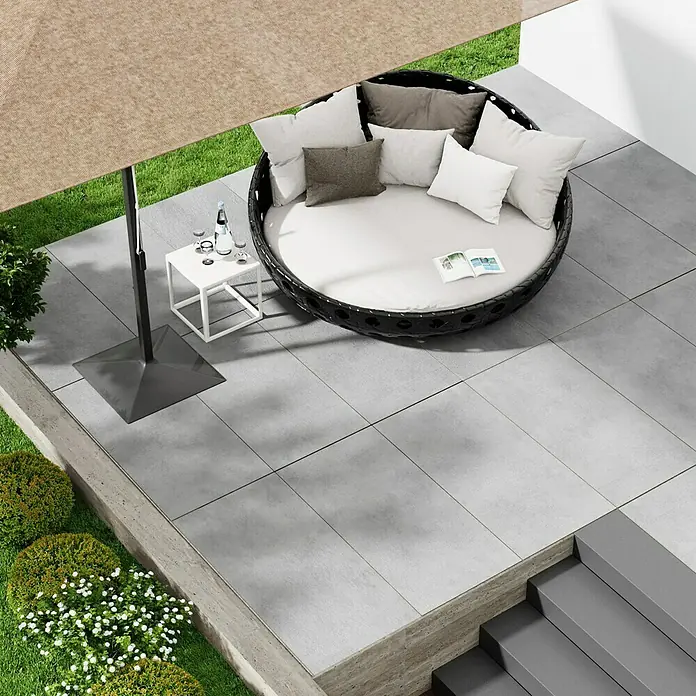 Terrassenfliese Metropolis 2.0 - 59,7 x 119,7 x 2 cm, Light Grey, Matt - Stimmungsaufnahme