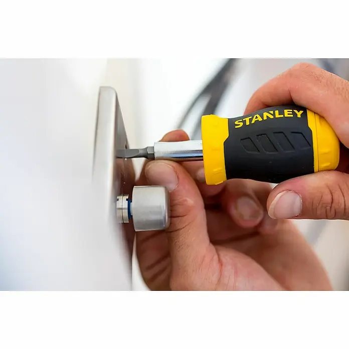 Stanley Vergaser Schraubendreher Stubby 0-66-357 - 8 -tlg. - Anwendungsbeispiel