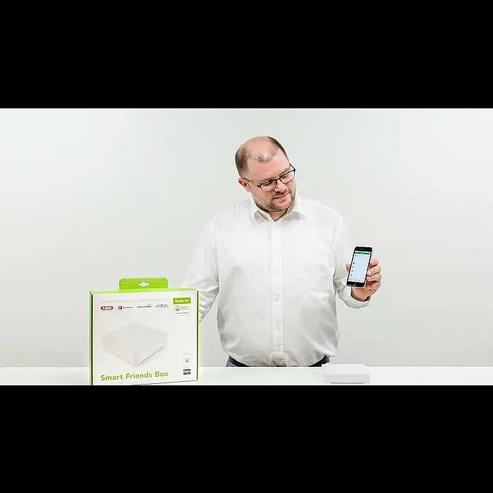 Steinel Sensor-LED-Strahler XLED Home 2 Z-Wave - 1-flammig, 14,8 W, Neutralweiß, Silber, Passend für: Abus Smart Friends System - Steinel Szene mit zwei Produkten im Smart Friends System