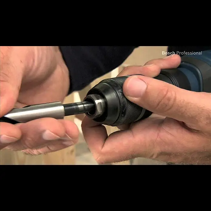 Bosch Professional Akku-Bohrhammer GBH 18 V-LI Compact - 18 V, Li-Ionen, Ohne Akku, Einzelschlagstärke: 1 J, Leerlaufdrehzahl: 0 U/min - 1.050 U/min - Bosch Professional Akku-Bohrhammer GBH 18 V-LI Compact & GBH 14,4 V-LI Compact