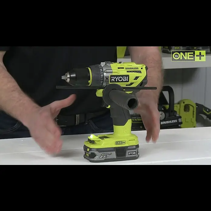 Ryobi ONE+ Taladro percutor de batería R18PD7-252S - 18 V, 2 baterías, 2 Ah - 5 Ah, 0 r.p.m. - 1.800 r.p.m. - Ryobi