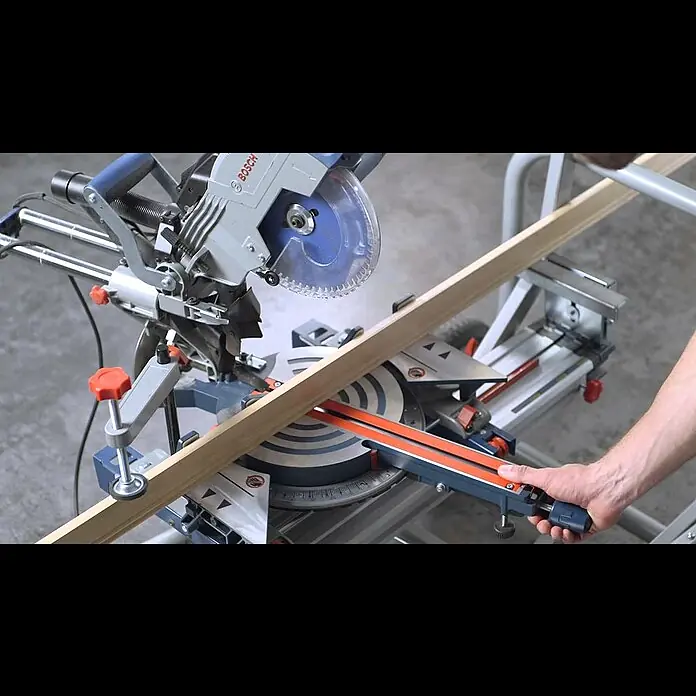Bosch Professional Goniómetro digital GAM 220 - Gama de medición: 0 - 220° - GAM 220